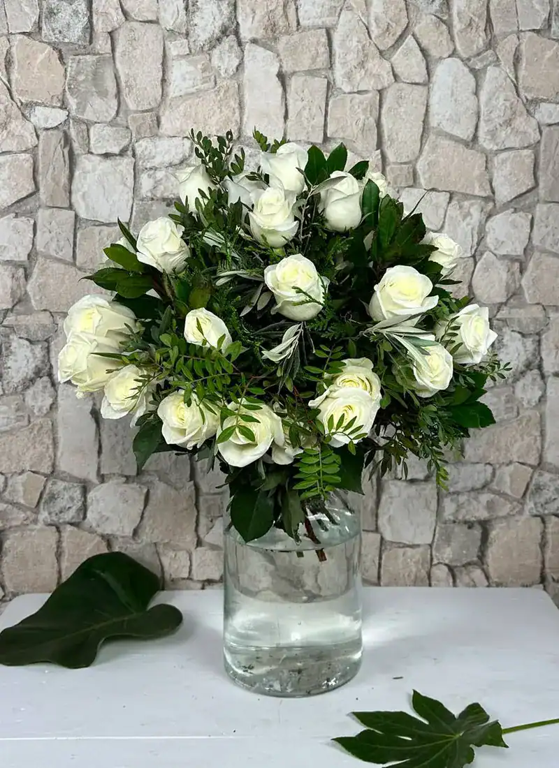 Ramo de rosas blancas